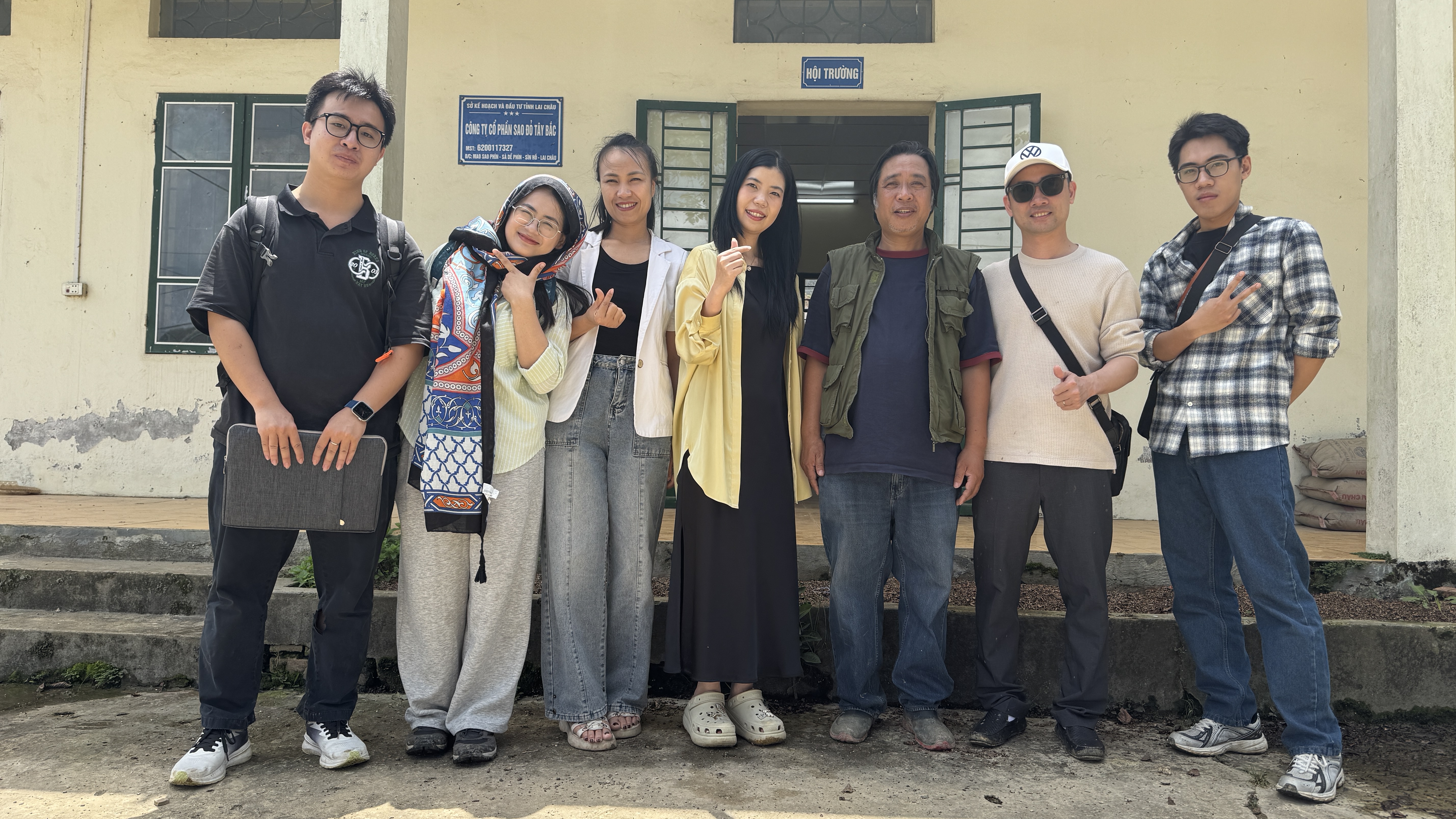 Hành tình "Tận tay chạm Quốc bảo - Nhận tinh túy đại ngàn" - Tự tay lựa chọn củ sâm của riêng mình